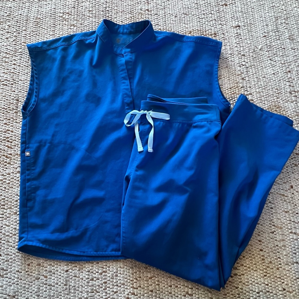 Royal Blue Figs Scrub Set Size Medium